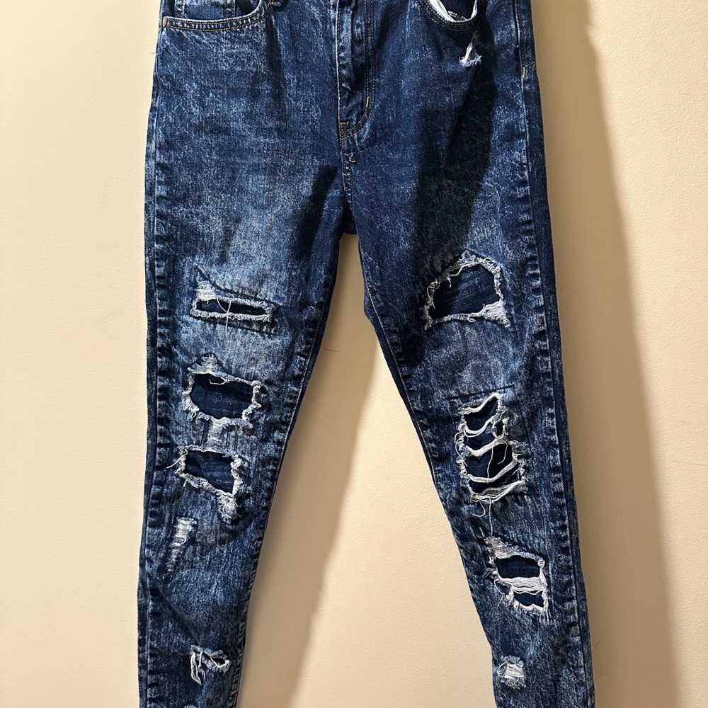 VIP women's Dark Blue Denim Jeans size small  skinny